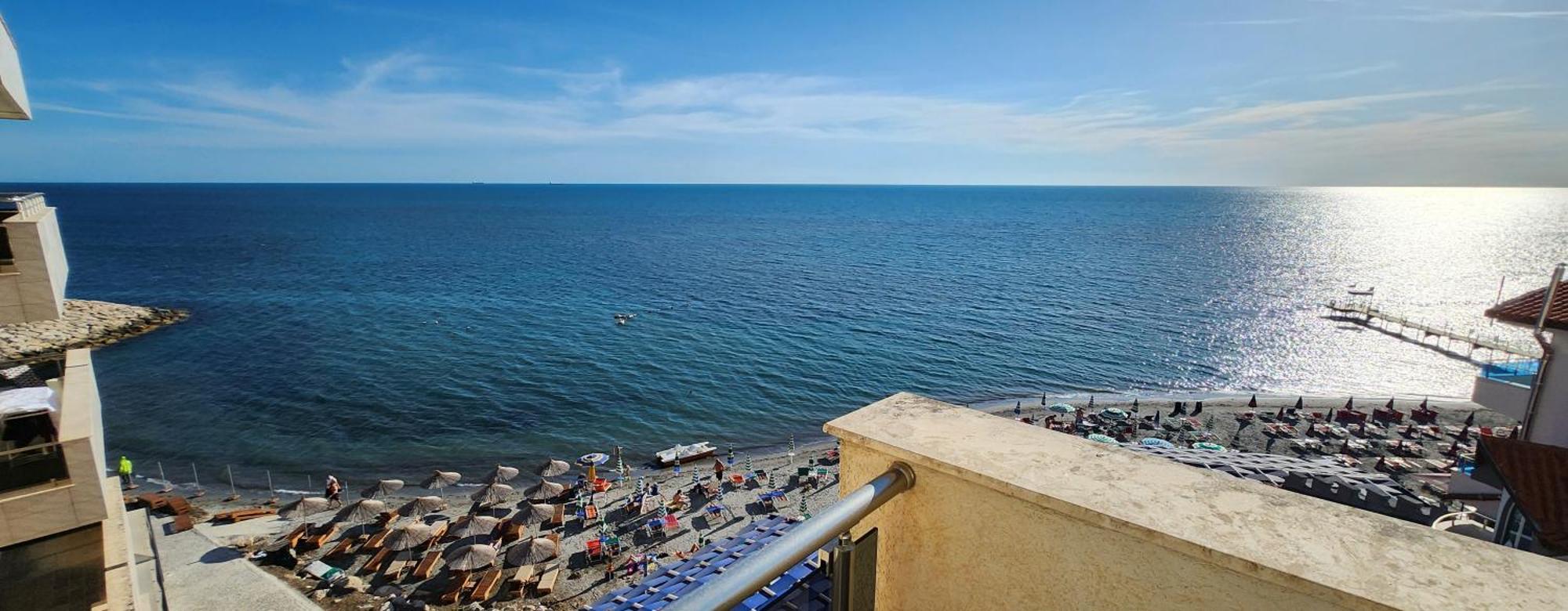 La Dolce Vita Δυρράχιο Εξωτερικό φωτογραφία